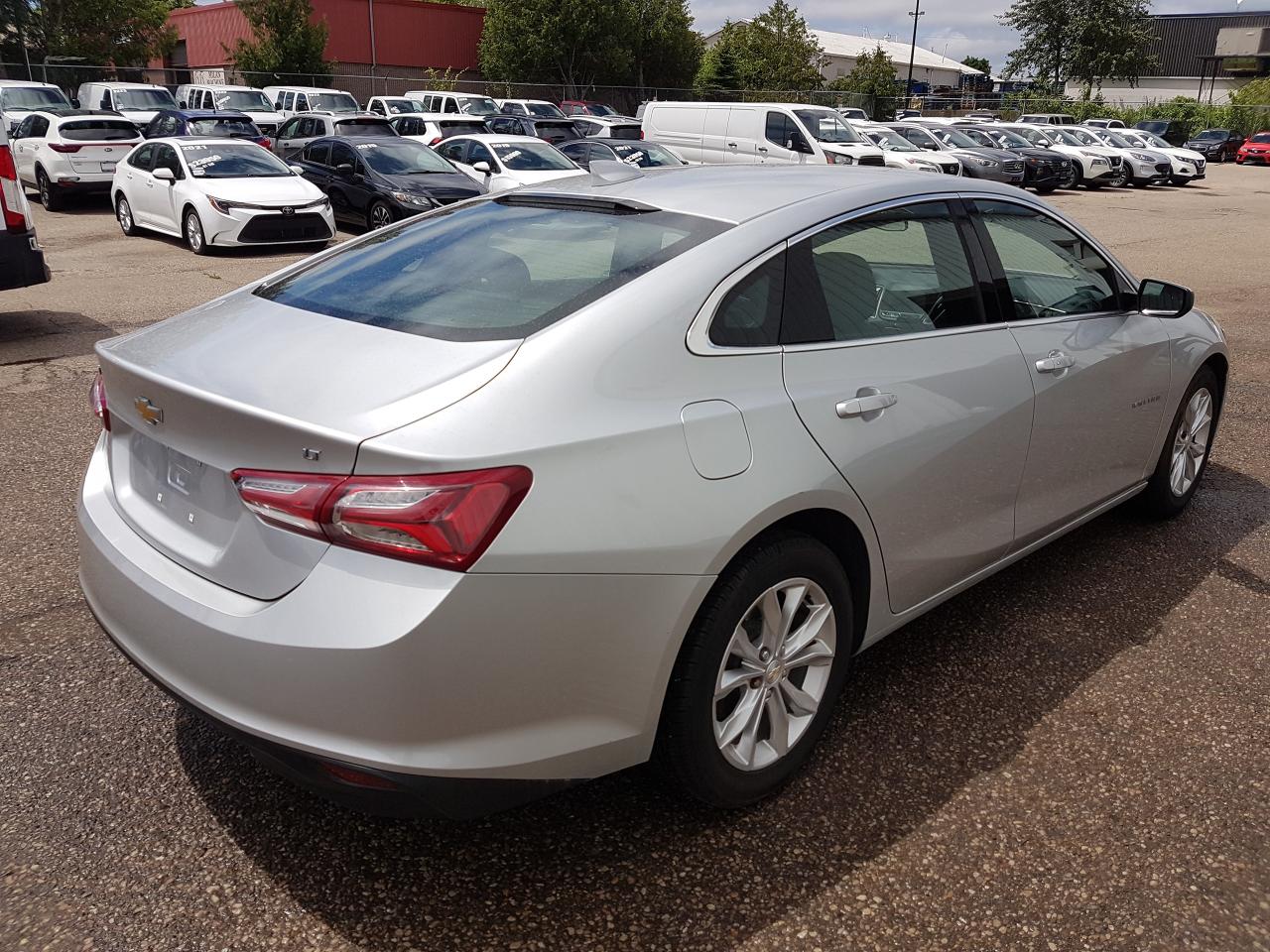 2022 Chevrolet Malibu LT *HEATED SEATS-BLUETOOTH* Photo