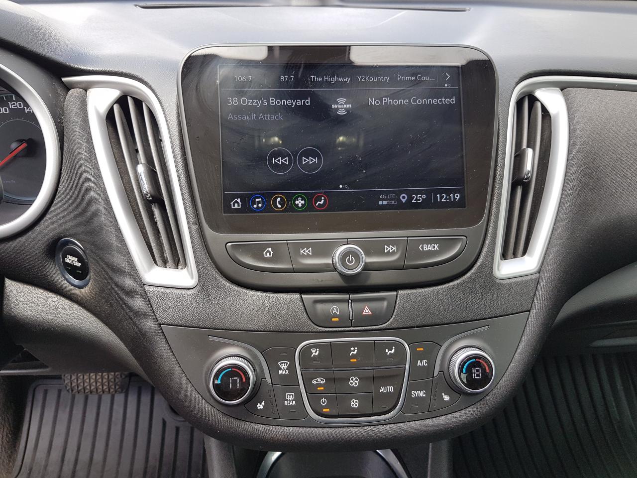 2022 Chevrolet Malibu LT *HEATED SEATS-BLUETOOTH* Photo