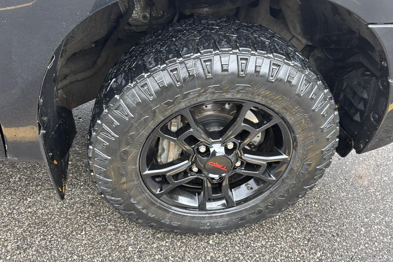 2012 Toyota Tundra TRD - Photo #9