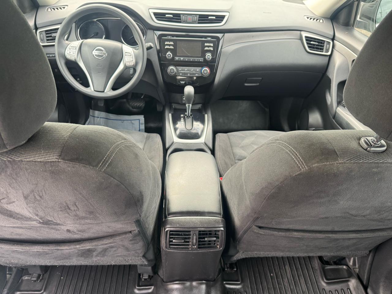 2014 Nissan Rogue S - Photo #12