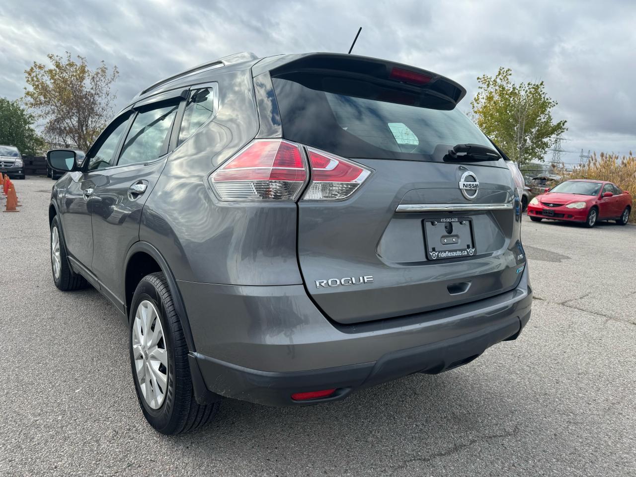 2014 Nissan Rogue S - Photo #7