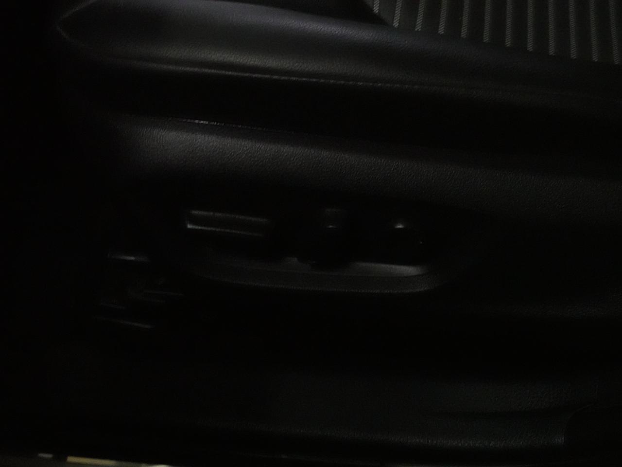 2024 Toyota Camry SE | Leather | LaneDep | Heated Seats | CarPlay