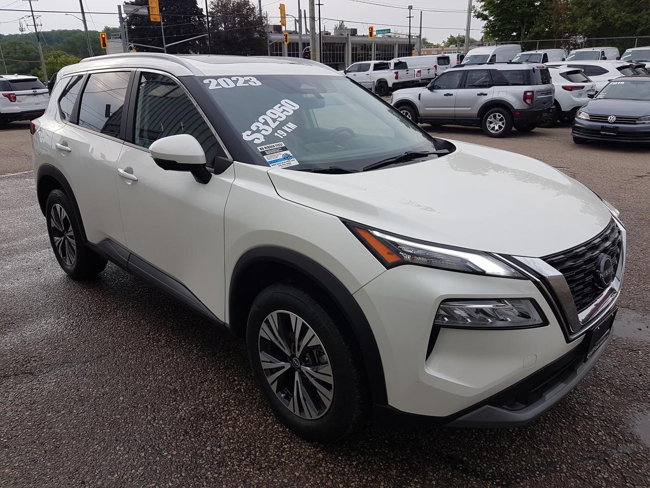 2023 Nissan Rogue SV AWD *SUNROOF* Photo