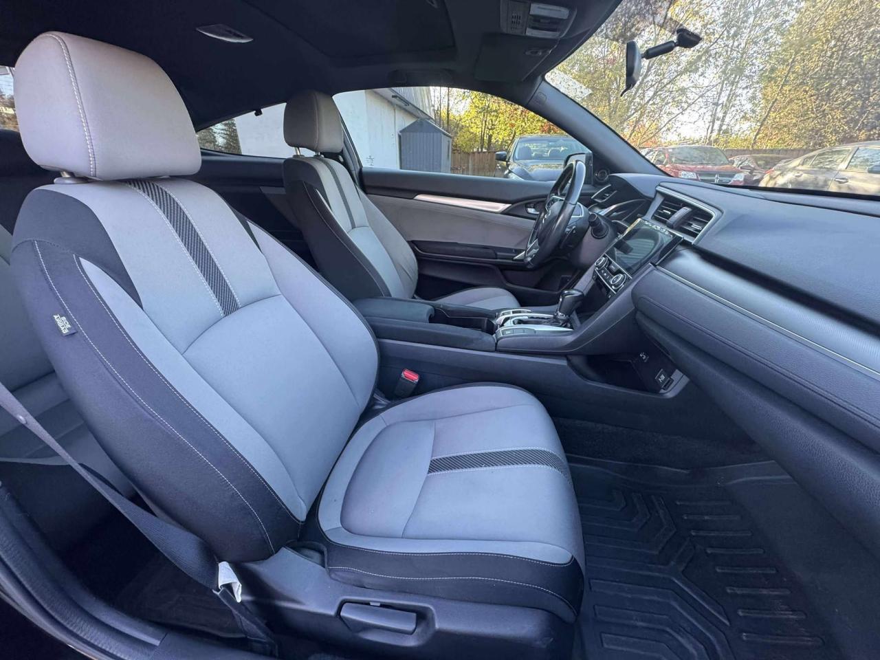 2016 Honda Civic 2dr CVT EX-T - Photo #9