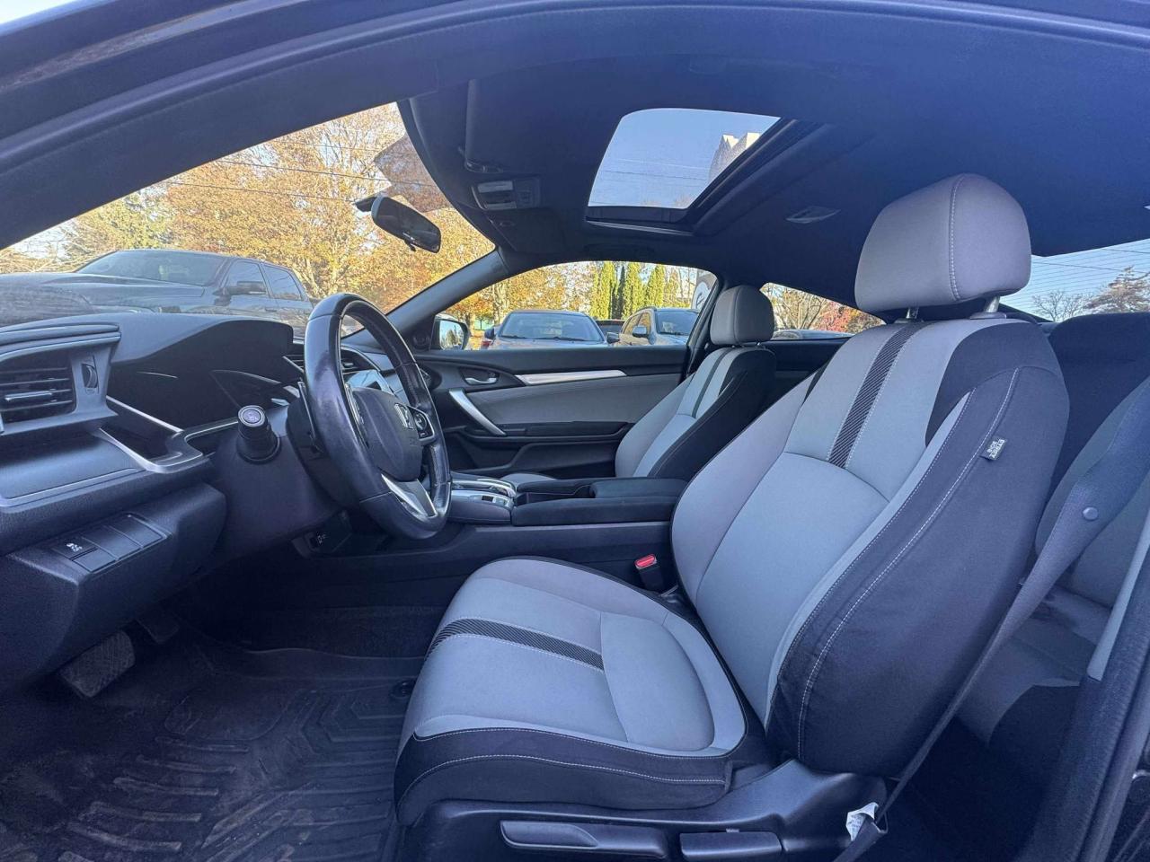 2016 Honda Civic 2dr CVT EX-T - Photo #11