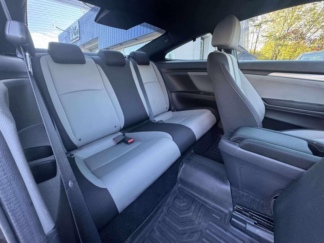 2016 Honda Civic 2dr CVT EX-T - Photo #10