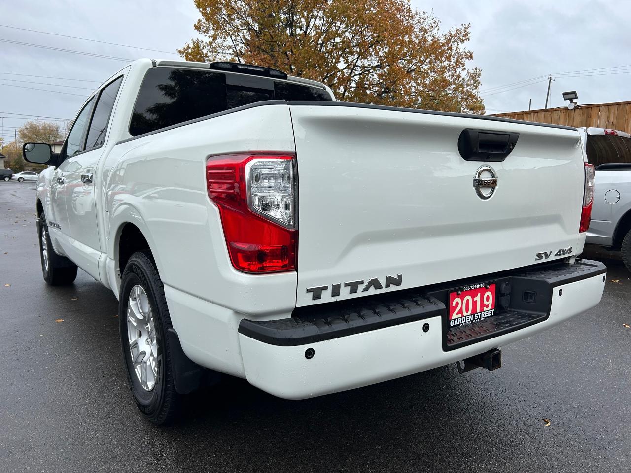 2019 Nissan Titan SV Photo2