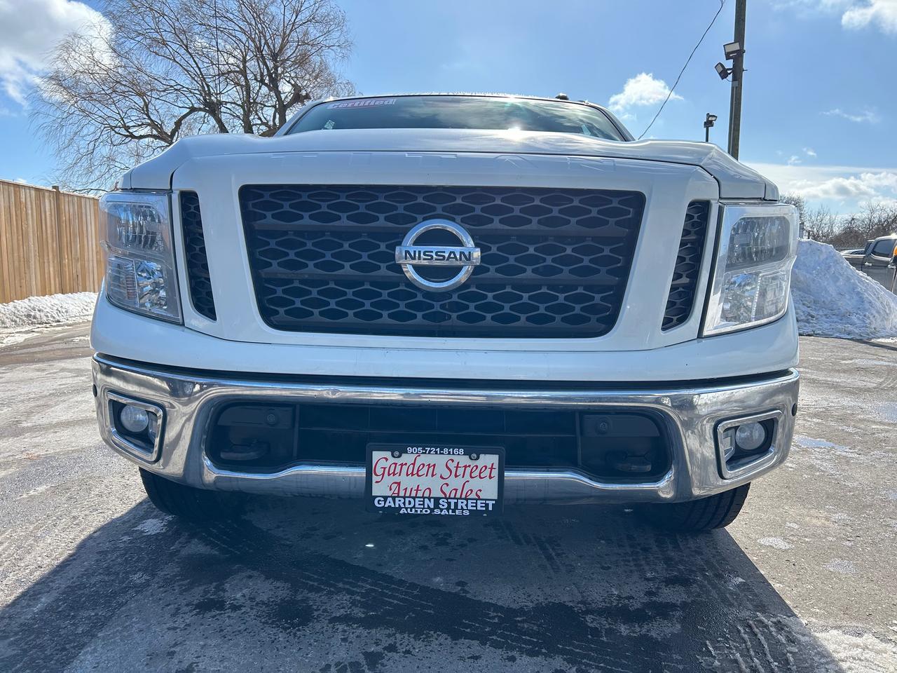 2019 Nissan Titan SV Photo