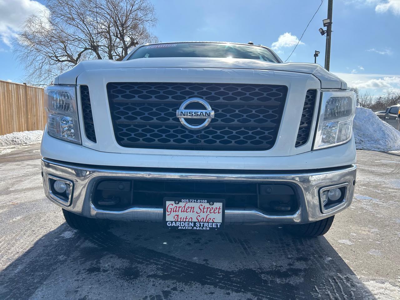 2019 Nissan Titan SV Photo