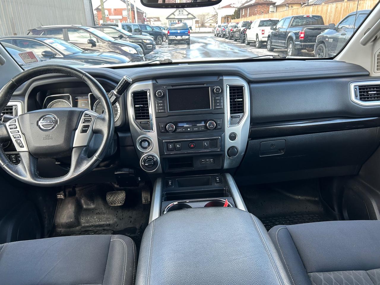 2019 Nissan Titan SV Photo