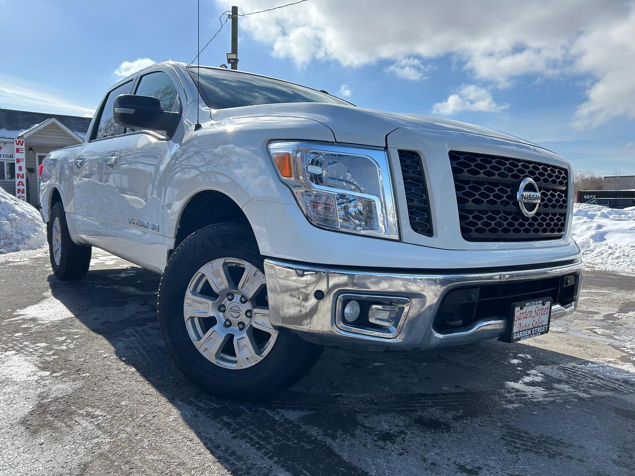 2019 Nissan Titan SV Photo
