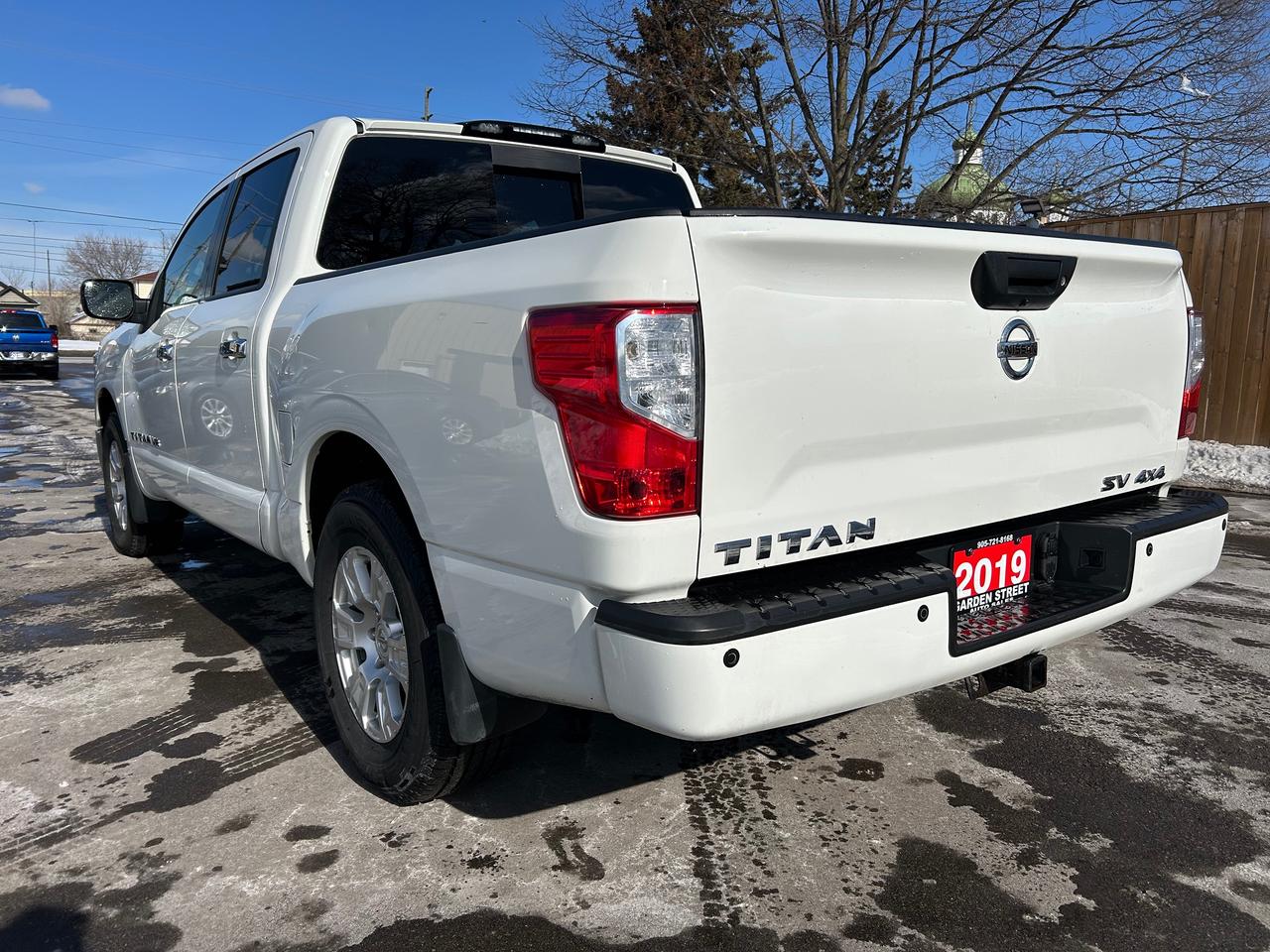 2019 Nissan Titan SV Photo