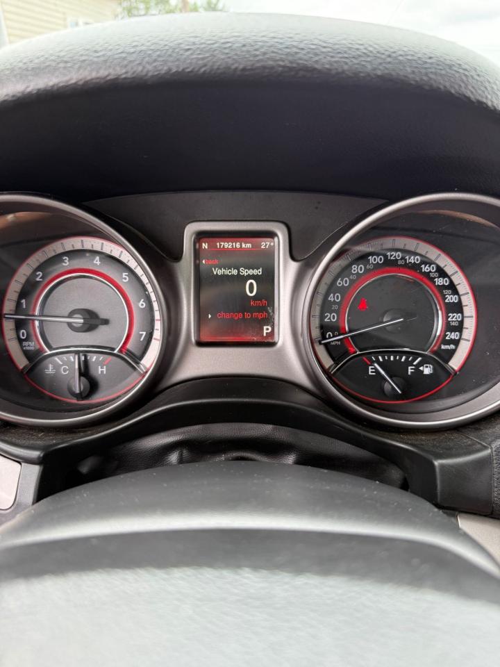 2018 Dodge Journey Crossroad - Photo #12