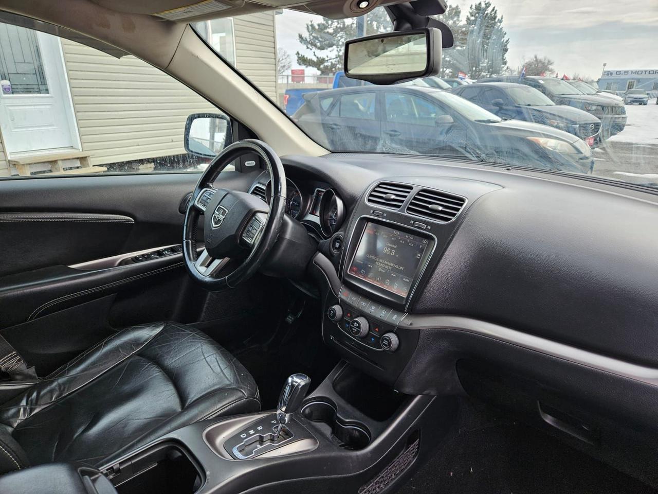 2018 Dodge Journey Crossroad Photo