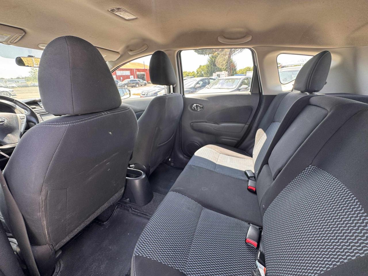 2016 Nissan Versa Note SL - Photo #8