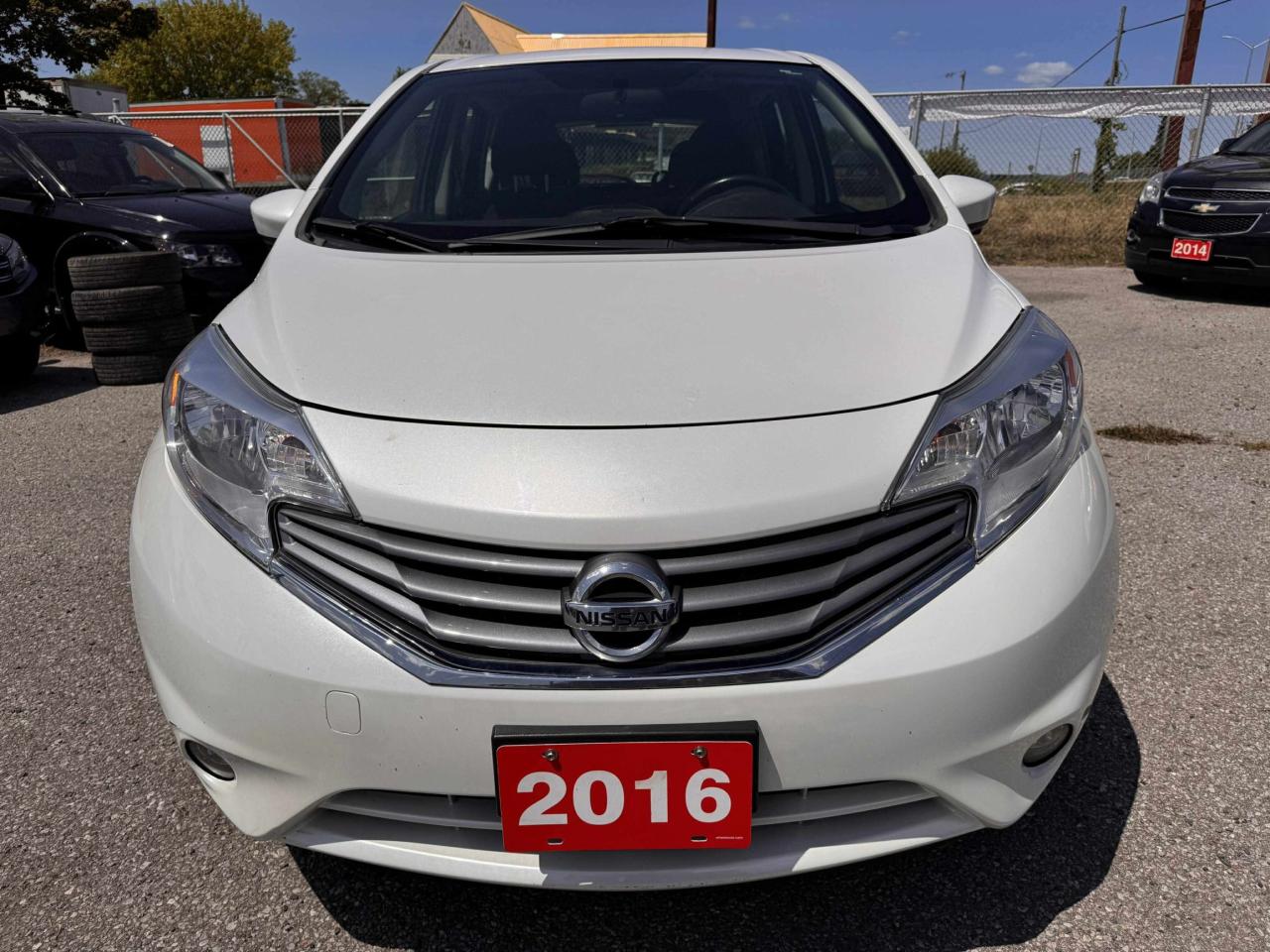 2016 Nissan Versa Note SL - Photo #2