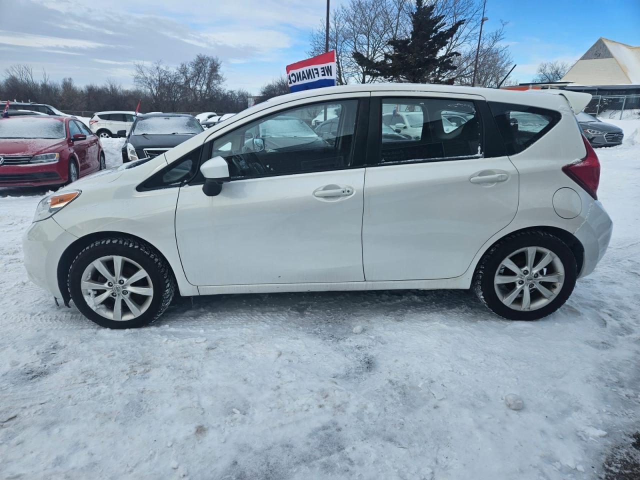 2016 Nissan Versa Note SL Photo