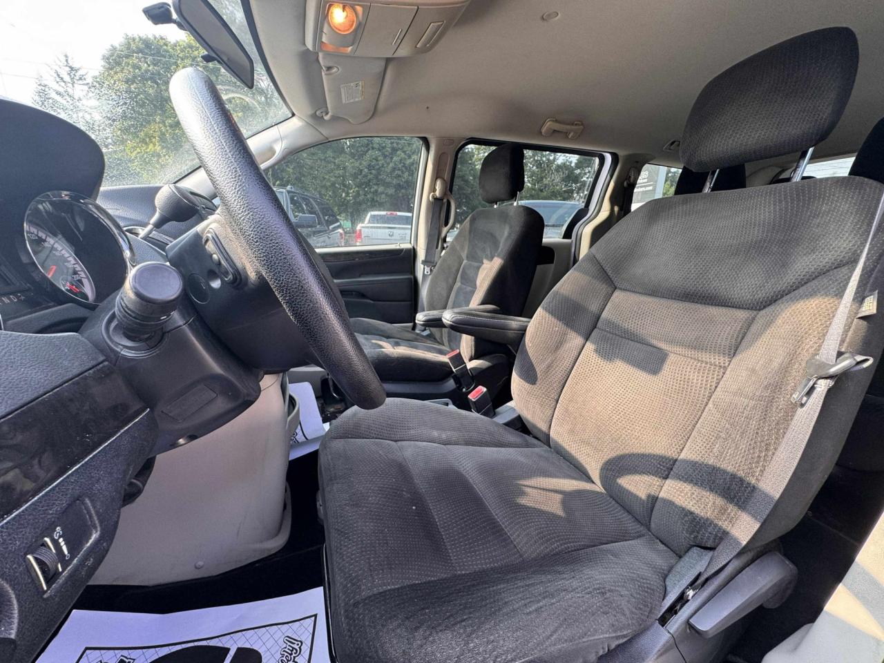 2016 Dodge Grand Caravan CANADA VALUE PACKAGE - Photo #9