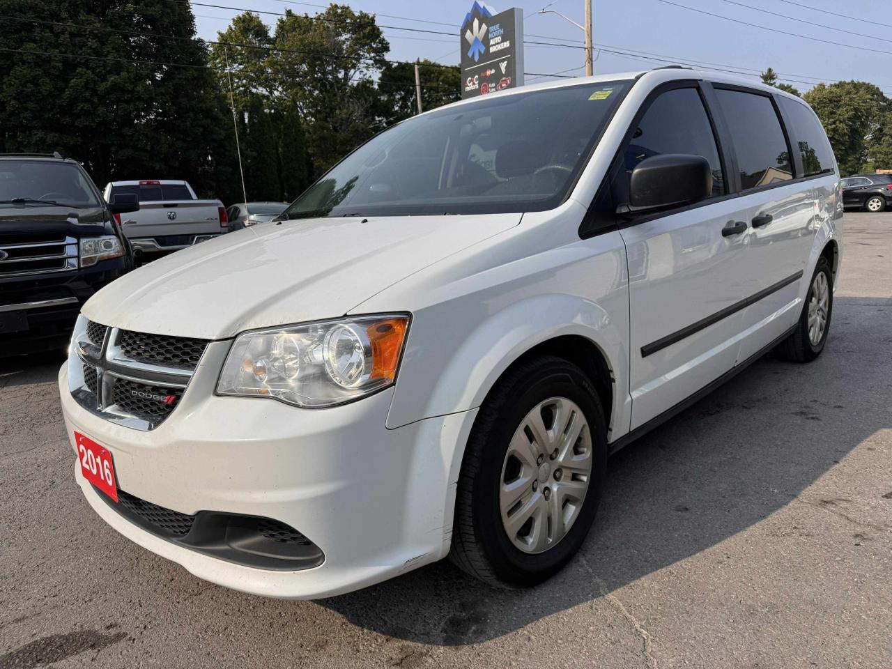 2016 Dodge Grand Caravan CANADA VALUE PACKAGE - Photo #3