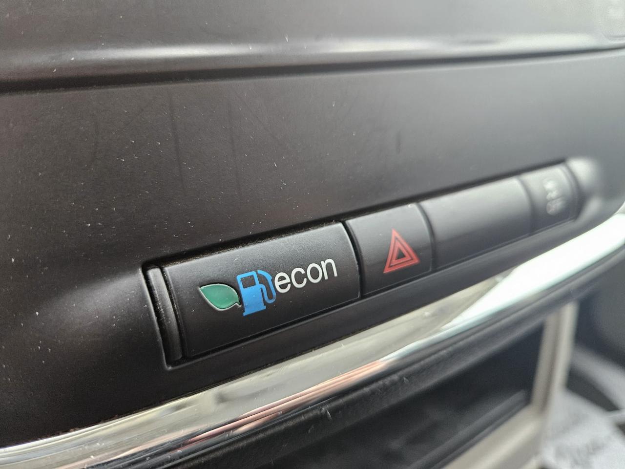 2016 Dodge Grand Caravan CANADA VALUE PACKAGE Photo