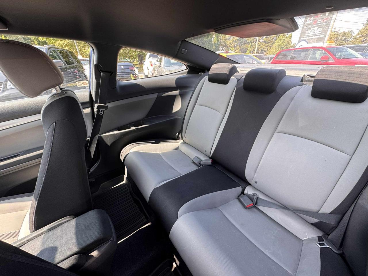 2017 Honda Civic 2dr Man LX - Photo #13