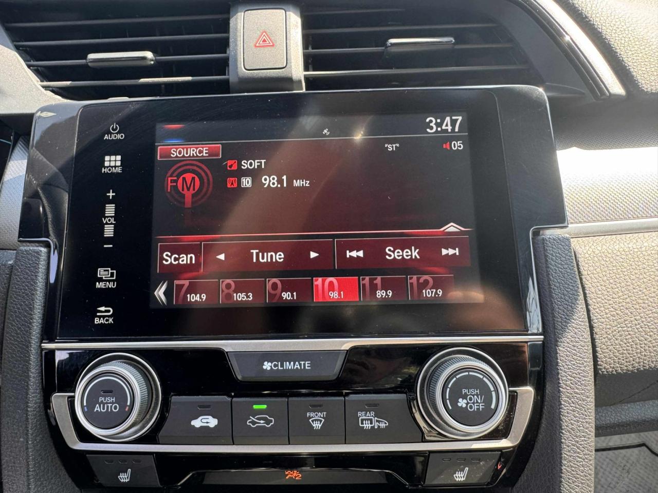 2017 Honda Civic 2dr Man LX - Photo #17