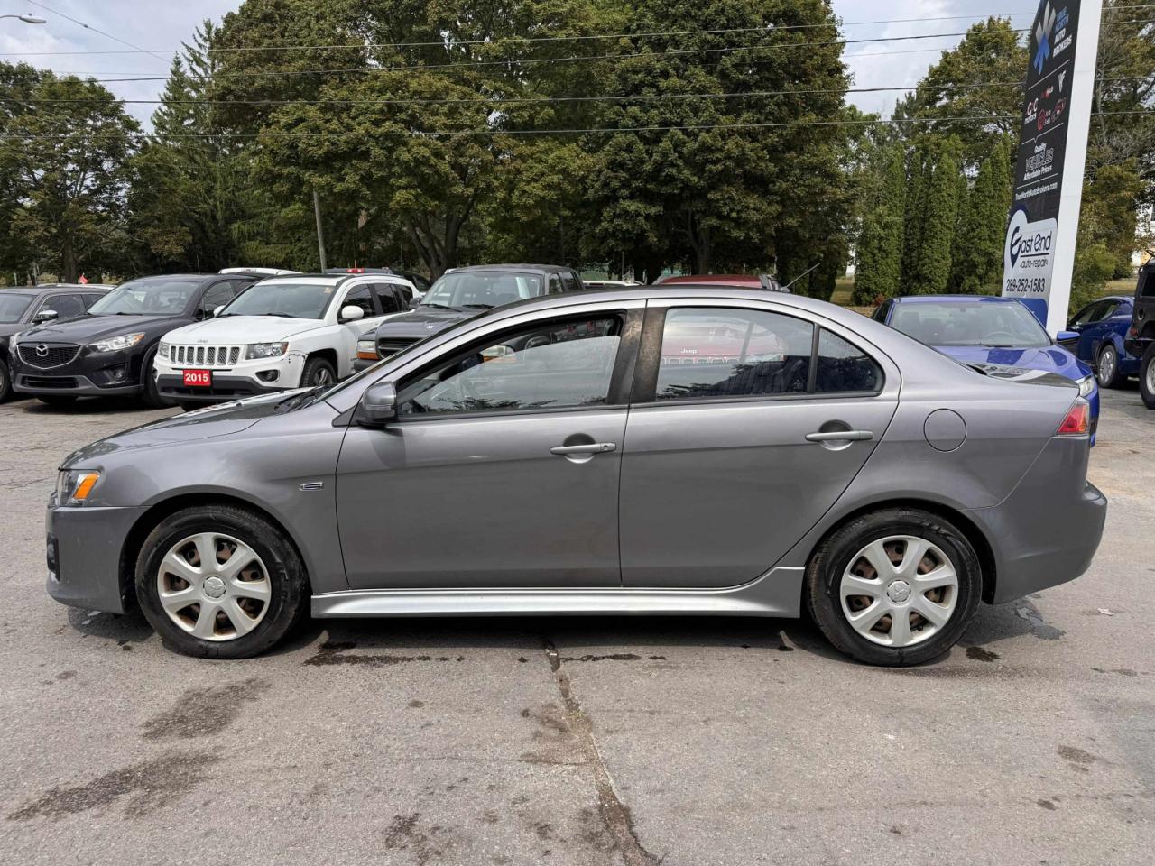 2017 Mitsubishi Lancer ES - Photo #4