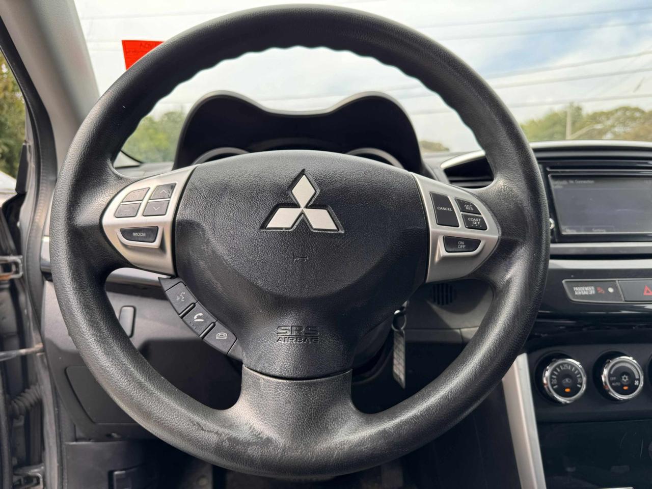 2017 Mitsubishi Lancer ES - Photo #13