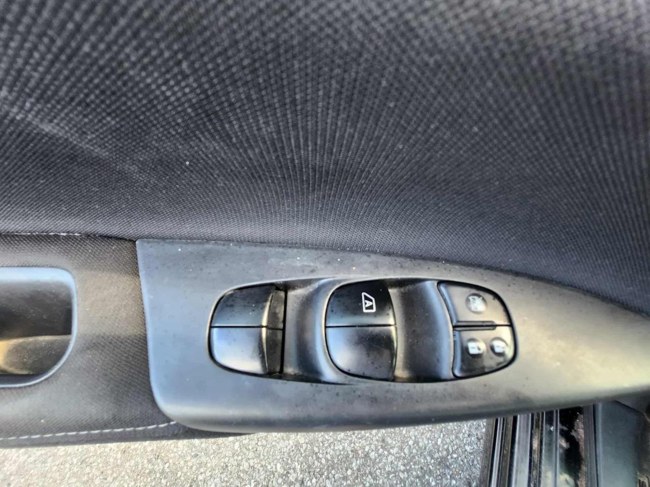 2014 Nissan Sentra 4DR SDN CVT SV - Photo #9