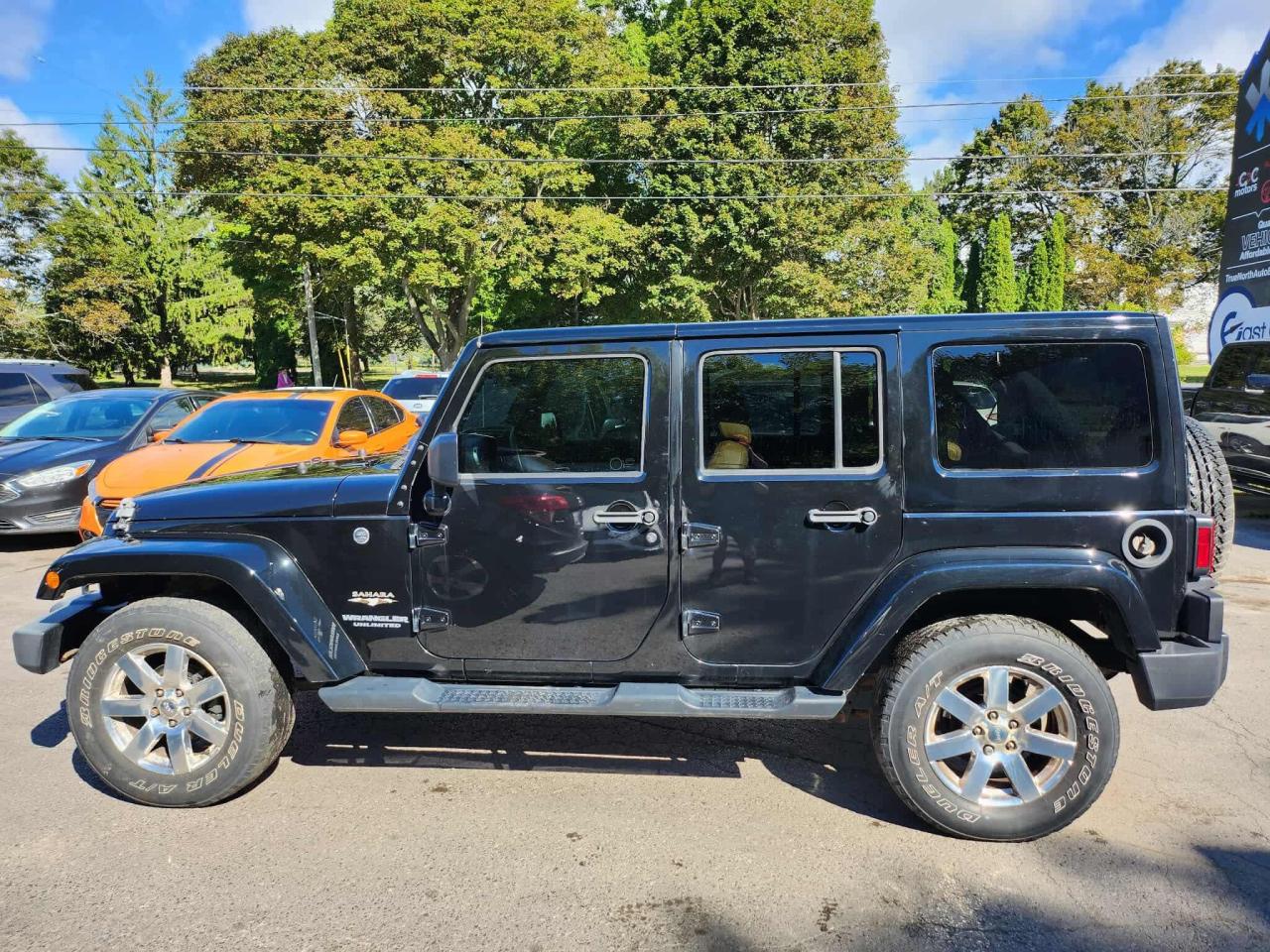 2016 Jeep Wrangler 4WD 4DR SAHARA - Photo #4