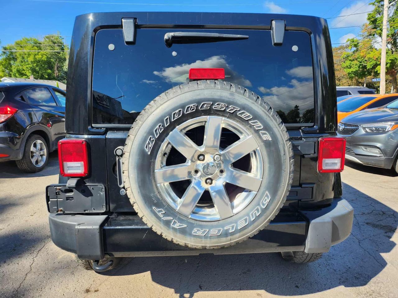 2016 Jeep Wrangler 4WD 4DR SAHARA - Photo #6