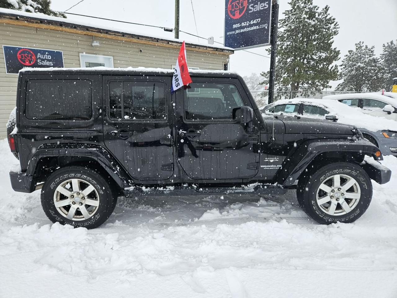 2016 Jeep Wrangler Unlimited Sahara 4WD Photo