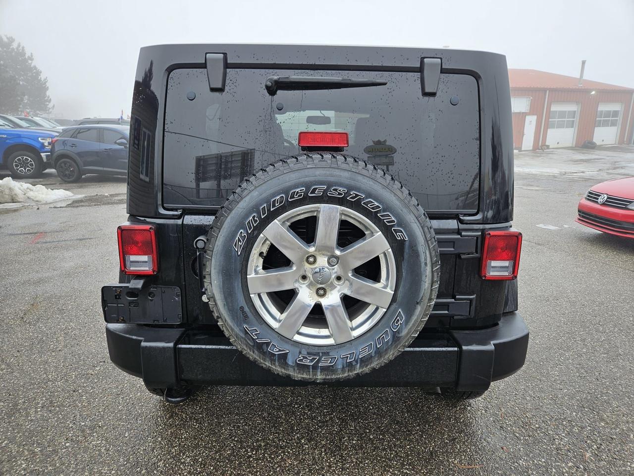 2016 Jeep Wrangler 4WD 4DR SAHARA Photo