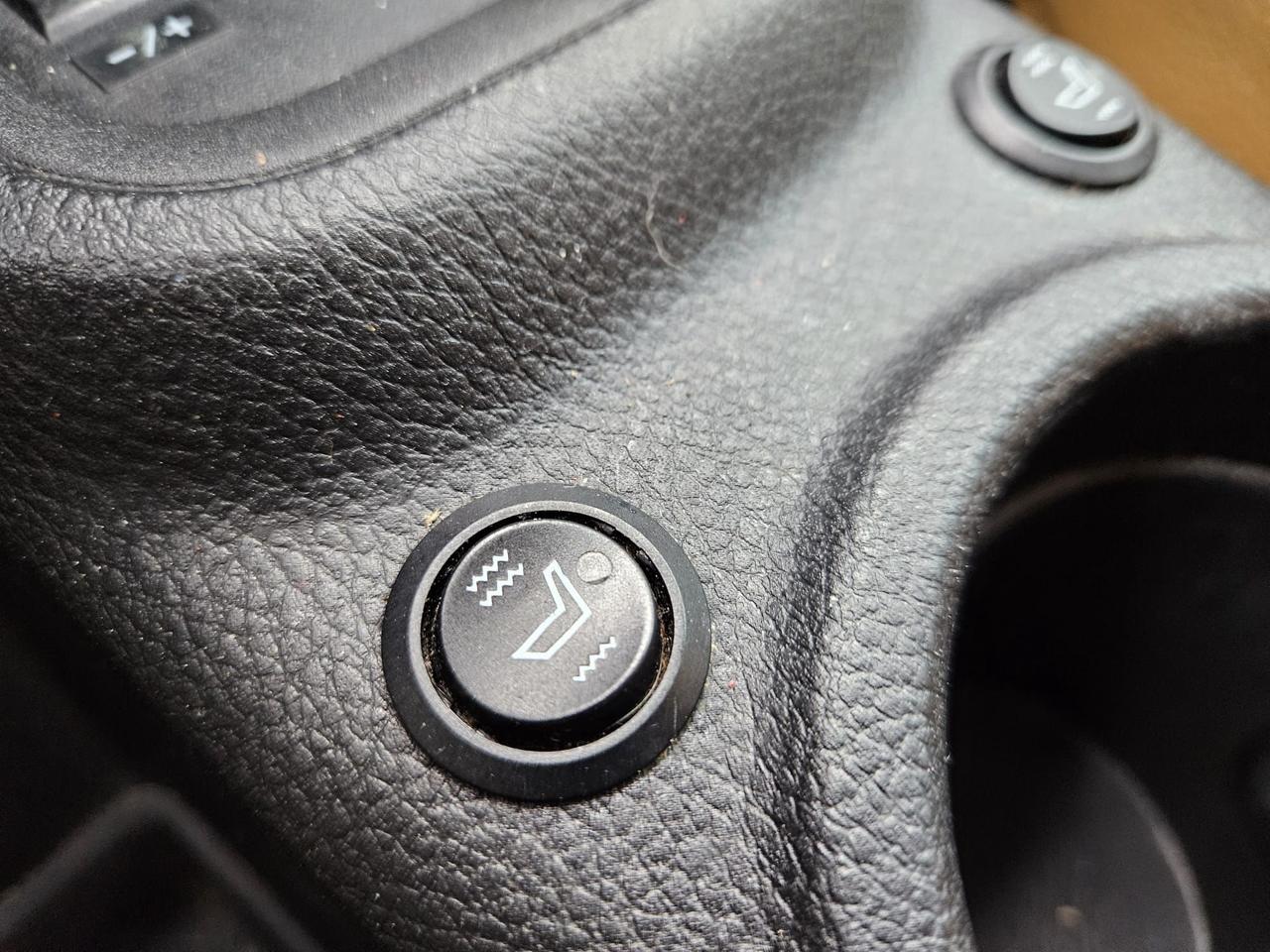 2016 Jeep Wrangler 4WD 4DR SAHARA Photo