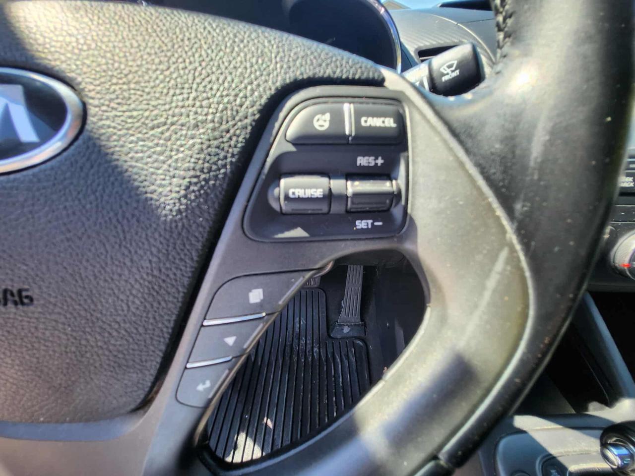 2016 Kia Forte EX - Photo #18