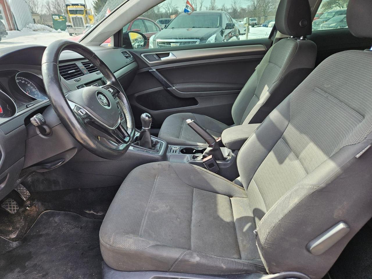 2015 Volkswagen Golf 3DR HB MAN 1.8 TSI TRENDLINE Photo