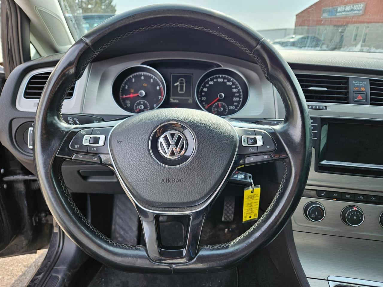 2015 Volkswagen Golf 3DR HB MAN 1.8 TSI TRENDLINE Photo