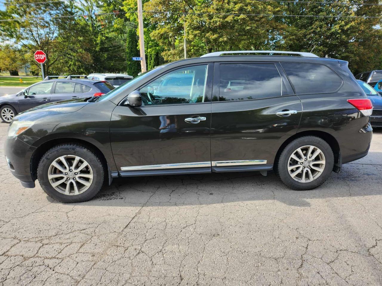 2015 Nissan Pathfinder 4WD 4dr SV - Photo #8
