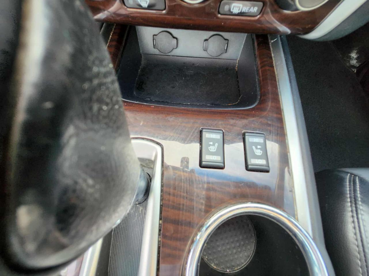 2015 Nissan Pathfinder 4WD 4dr SV - Photo #18