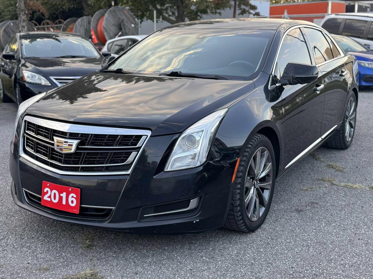 2016 Cadillac XTS  - Photo #2