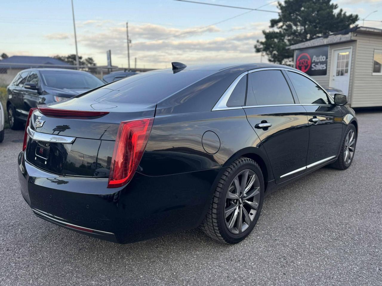 2016 Cadillac XTS  - Photo #6