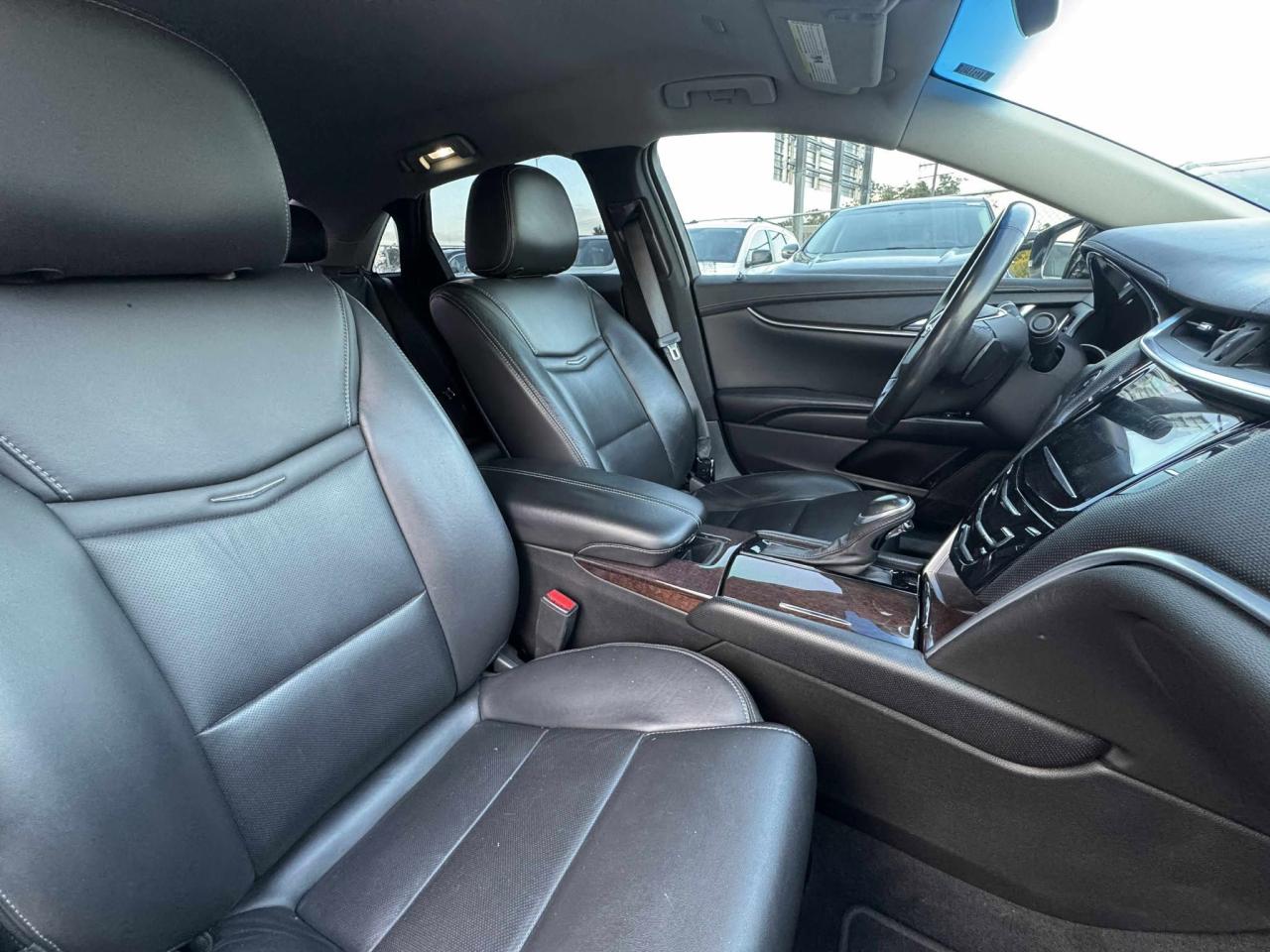 2016 Cadillac XTS  - Photo #8