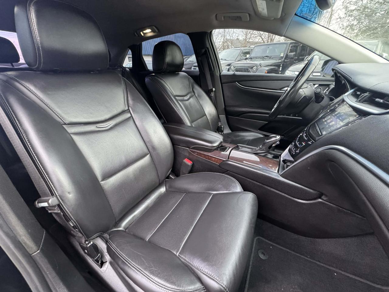 2016 Cadillac XTS  Photo