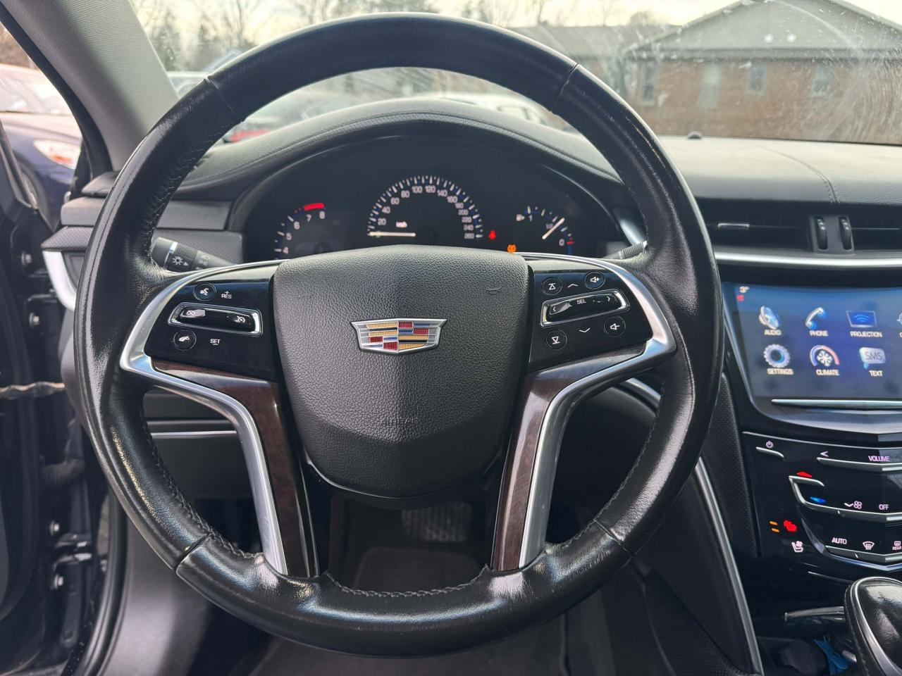 2016 Cadillac XTS  Photo