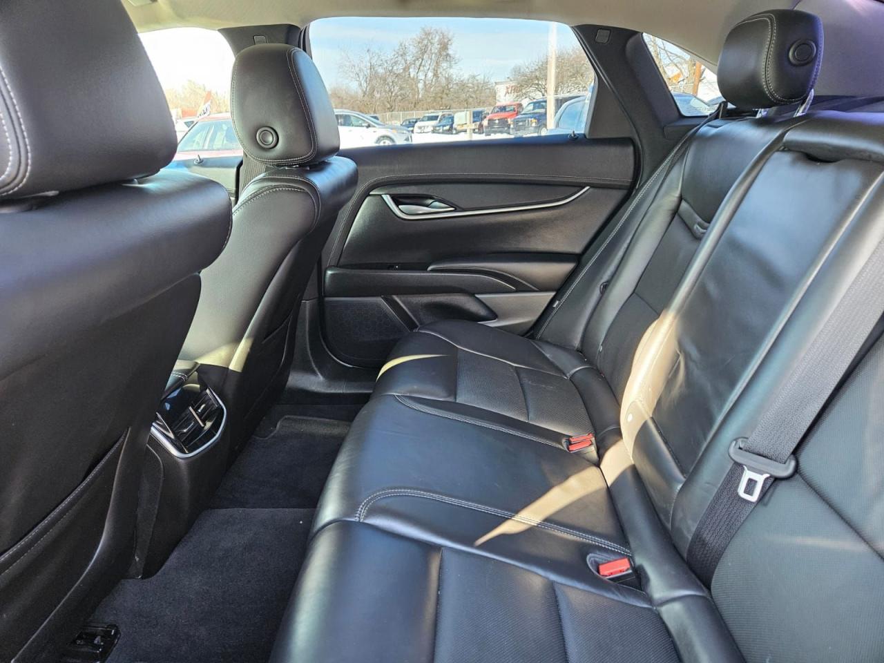 2016 Cadillac XTS 4dr Sdn FWD Photo