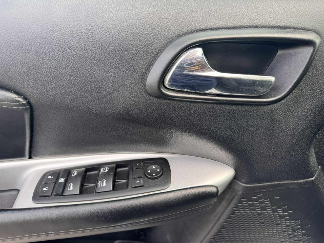 2016 Dodge Journey SXT - Photo #14