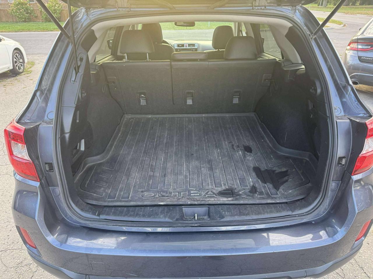 2016 Subaru Outback 2.5i w/Limited Pkg - Photo #9