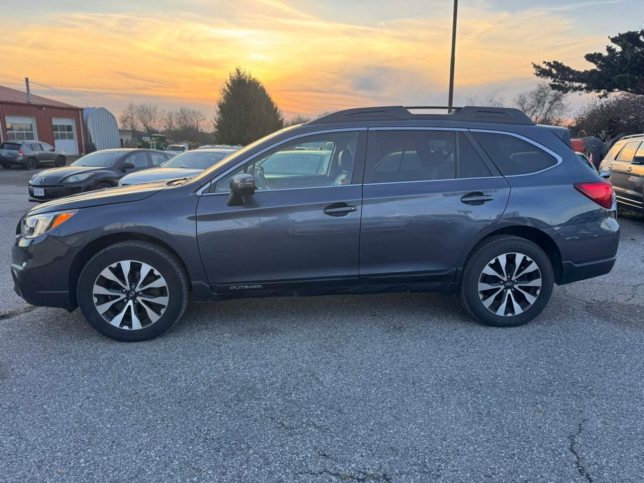 2016 Subaru Outback 2.5i w/Limited Pkg Photo