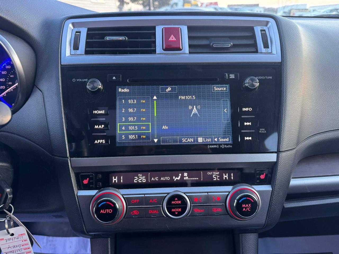 2016 Subaru Outback 2.5i w/Limited Pkg Photo