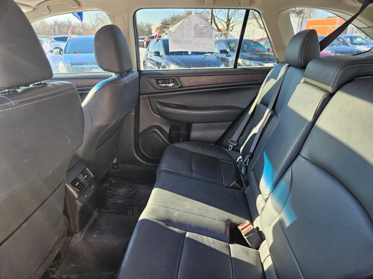 2016 Subaru Outback 2.5i w/Limited Pkg Photo